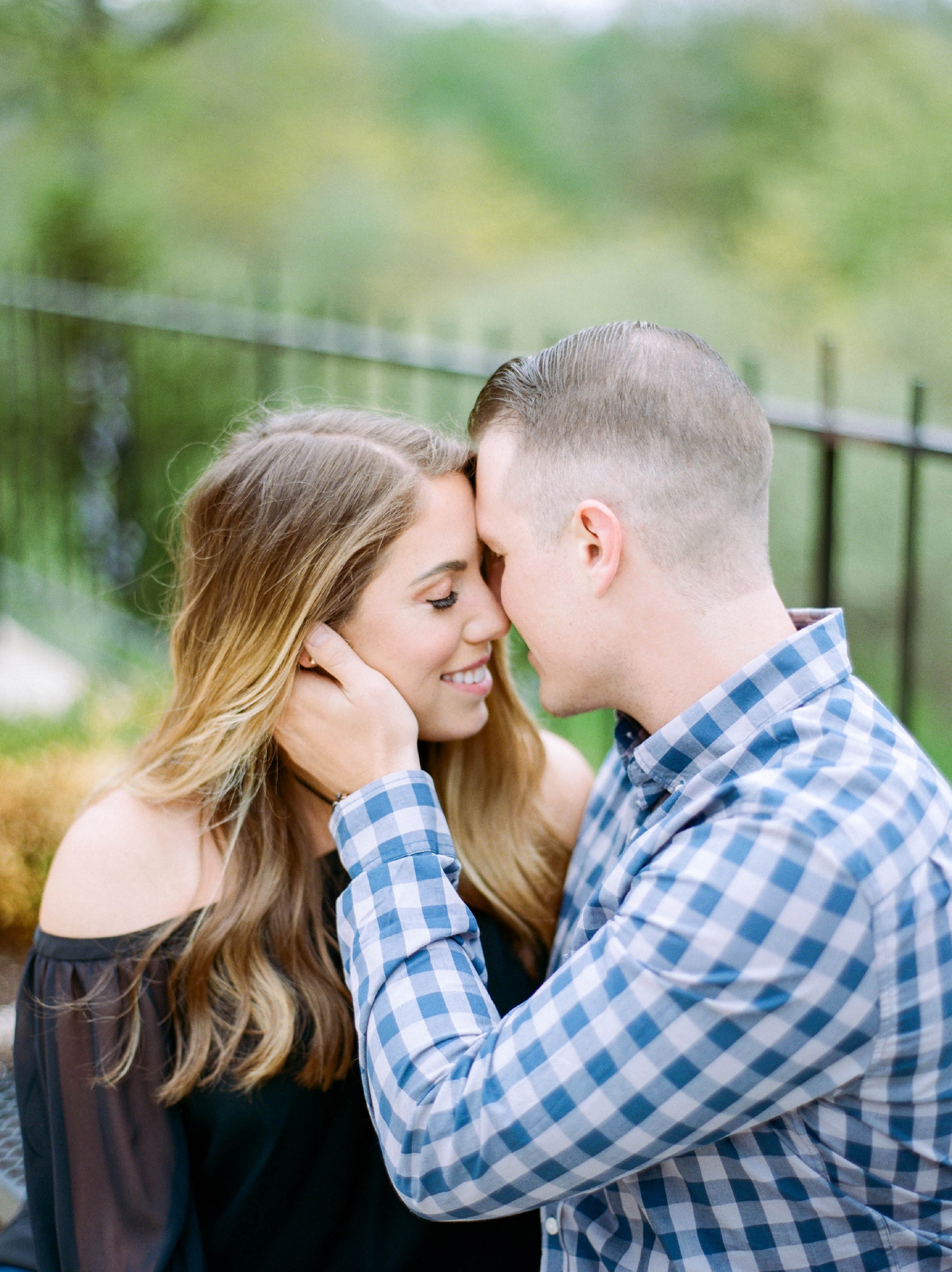 A Lakeside Engagement Session - Carrie House Photography